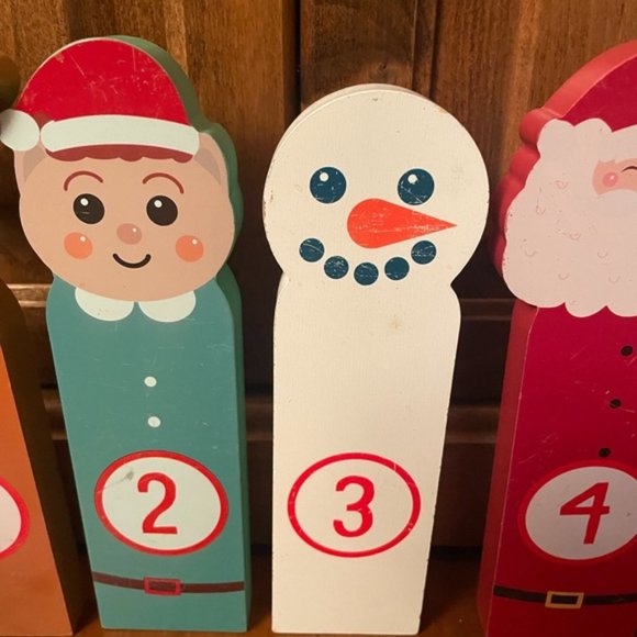 Professor Puzzle Wood Christmas Counting Game - Picture 4 of 9